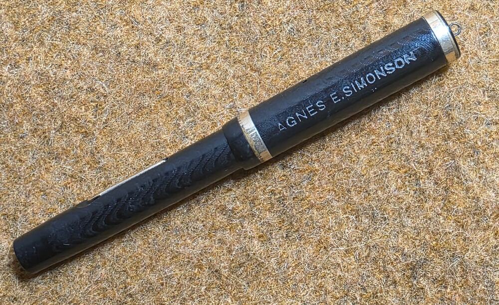 Vintage good service fountain pen